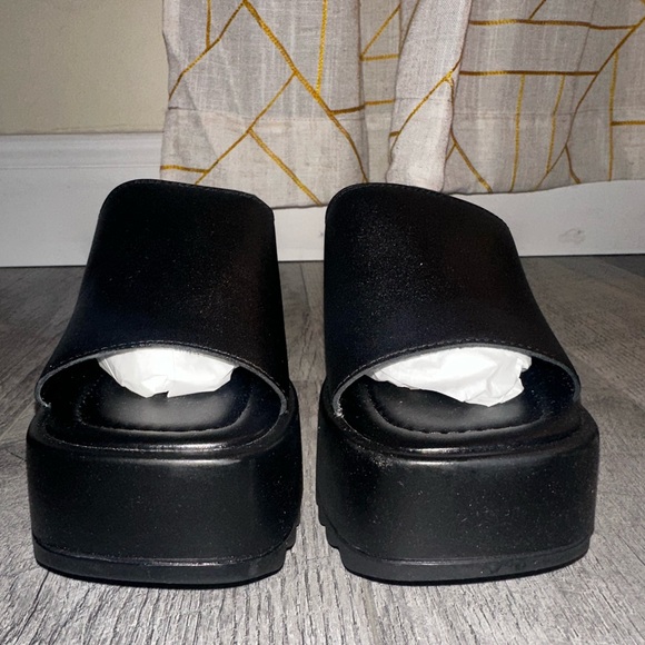 NIB Steve Madden Pepe 30 sz 7 in black leather. - Picture 5 of 10